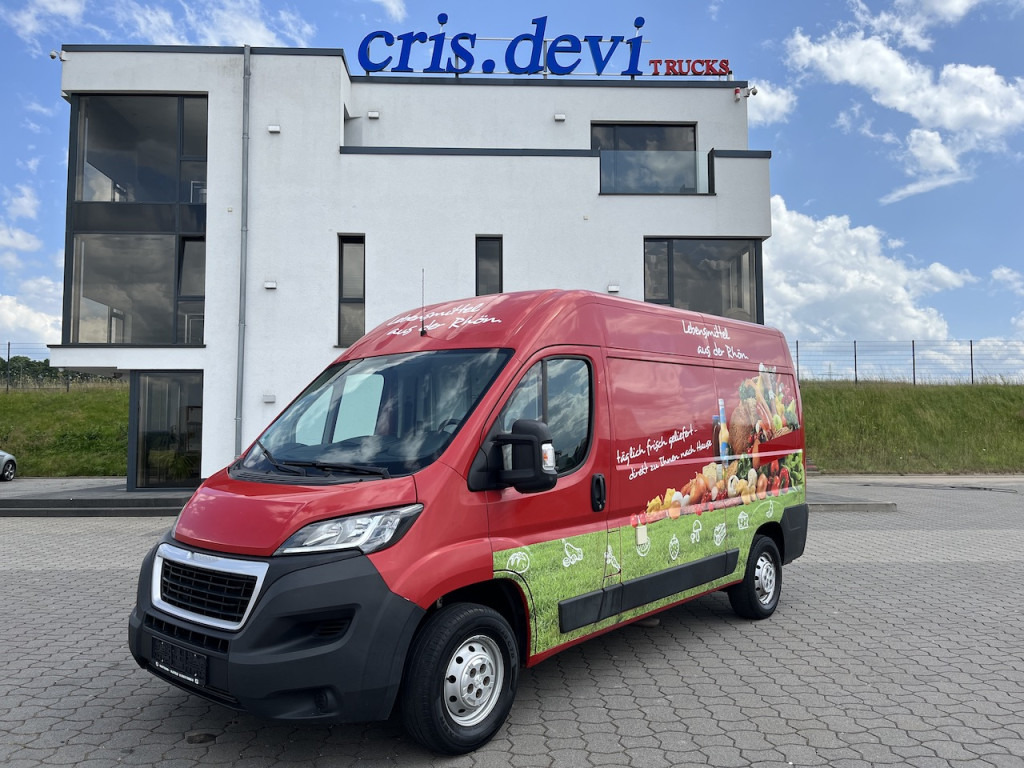 Peugeot Boxer Verkaufsfahrzeug Foodtruck - Food truck: foto 1 Peugeot Boxer Verkaufsfahrzeug Foodtruck - Food truck: foto 1