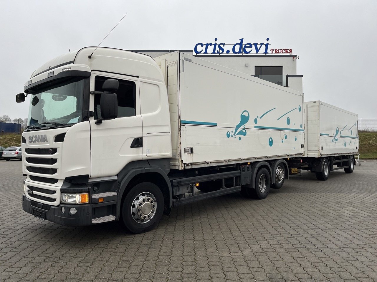 Scania R 450 6x2 Geränkezug + Orten Anhänger - Camião transporte de bebidas: foto 1 Scania R 450 6x2 Geränkezug + Orten Anhänger - Camião transporte de bebidas: foto 1