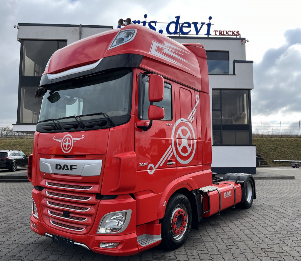 Daf XF 530 4x2 Low Liner Exclusive Line SZM - Tractor: foto 1 Daf XF 530 4x2 Low Liner Exclusive Line SZM - Tractor: foto 1
