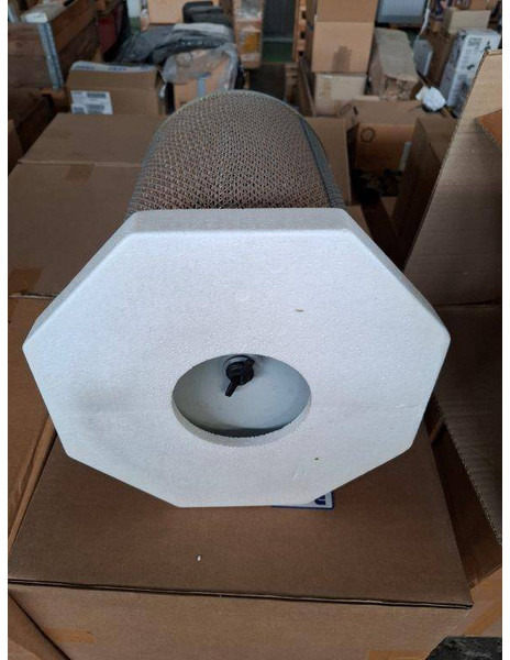 Komatsu 6125-81-7032 - Motor para Máquina de construção: foto 4 Komatsu 6125-81-7032 - Motor para Máquina de construção: foto 4