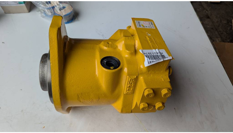 Komatsu D65PX-15 - HYDRAULIC MOTOR ASSY - 708-7L-00040 - Buldôzer: foto 1 Komatsu D65PX-15 - HYDRAULIC MOTOR ASSY - 708-7L-00040 - Buldôzer: foto 1