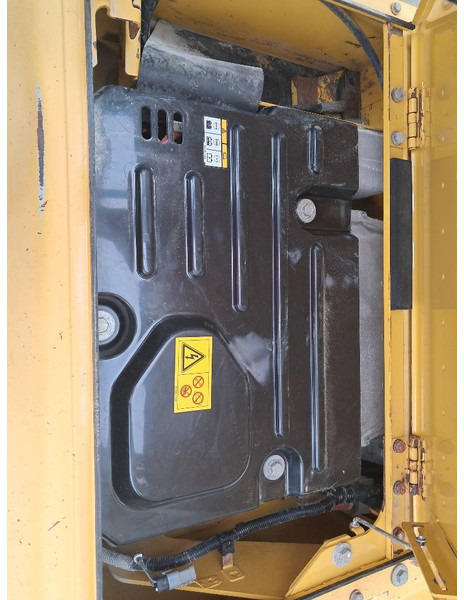 Komatsu HB365LC-3 Hybrid - Escavadora de rastos: foto 5 Komatsu HB365LC-3 Hybrid - Escavadora de rastos: foto 5