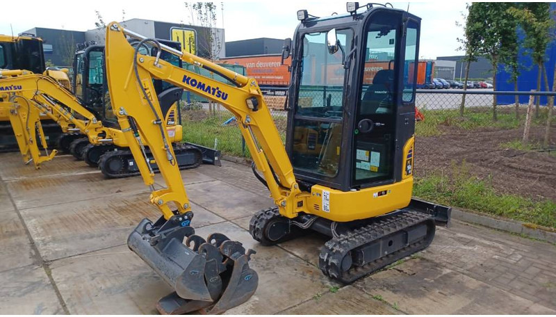 Komatsu PC16R-3HS - Mini escavadeira: foto 1 Komatsu PC16R-3HS - Mini escavadeira: foto 1