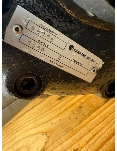 Komatsu PW140-7 REAR AXLE ASSEMBLY 20E-22-32000 - Eixo e peças para Máquina de construção: foto 2 Komatsu PW140-7 REAR AXLE ASSEMBLY 20E-22-32000 - Eixo e peças para Máquina de construção: foto 2