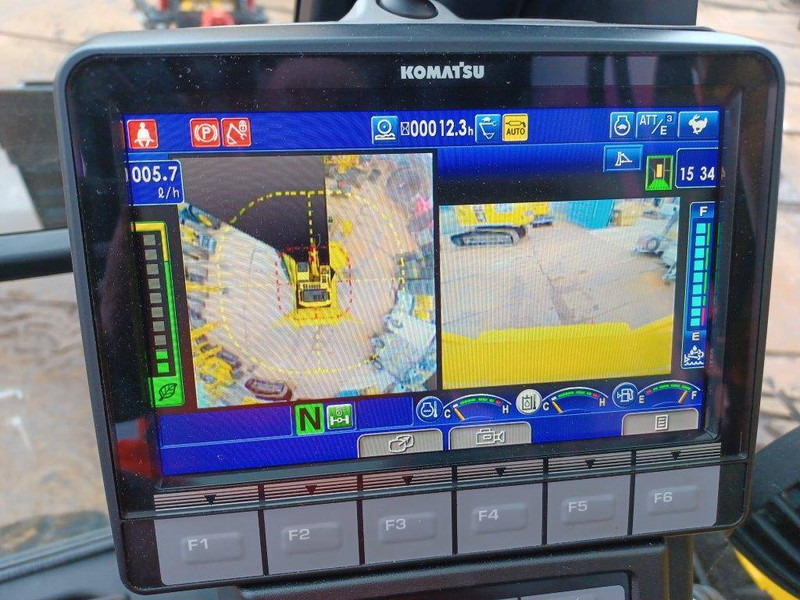 Komatsu PW158-11E0 - Escavadeira de rodas: foto 3 Komatsu PW158-11E0 - Escavadeira de rodas: foto 3