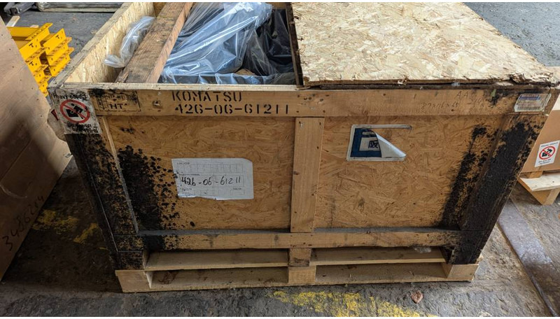 Komatsu WA600-8 BATTERY BOX 426-06-61211 - Estrutura/ Châssis para Máquina de construção: foto 2 Komatsu WA600-8 BATTERY BOX 426-06-61211 - Estrutura/ Châssis para Máquina de construção: foto 2