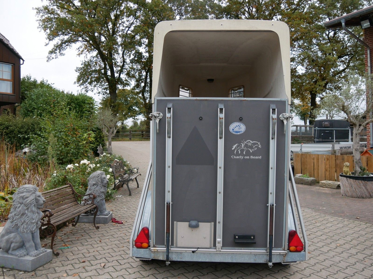 Blomert 1,5 Pferde Holz Poly - Reboque transporte de gado: foto 2 Blomert 1,5 Pferde Holz Poly - Reboque transporte de gado: foto 2