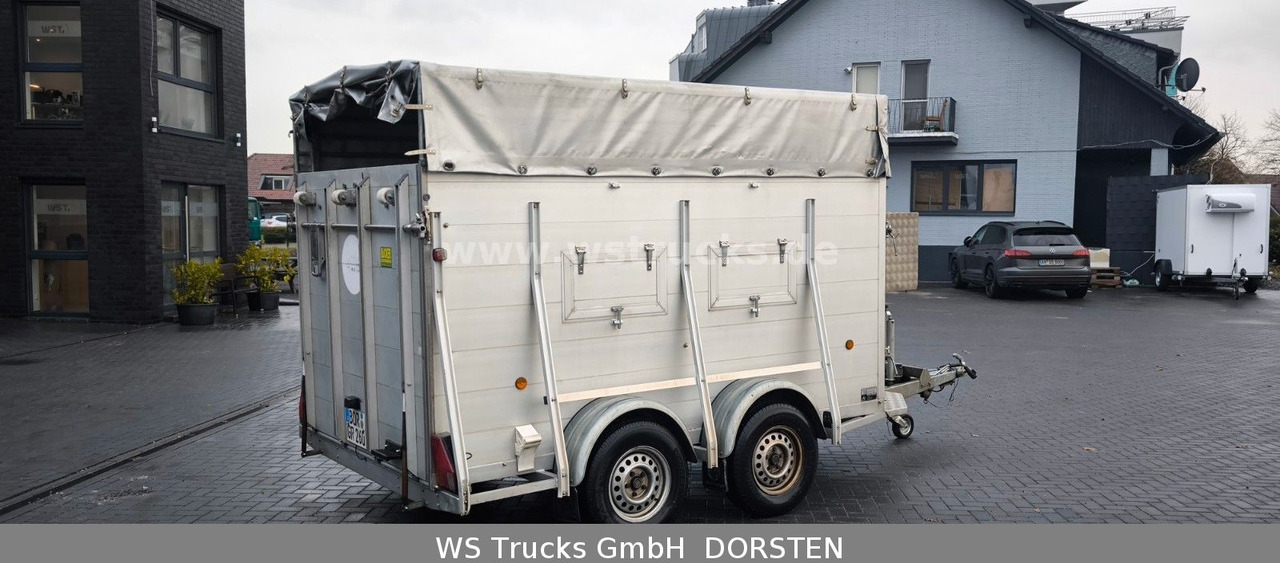 Blomert V30 Großvieh Vollalu Seilwinde Viehanhänger - Reboque transporte de gado: foto 5 Blomert V30 Großvieh Vollalu Seilwinde Viehanhänger - Reboque transporte de gado: foto 5