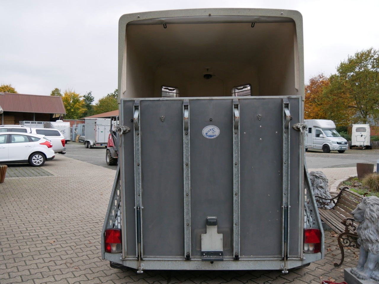 Böckmann Duo mit Sattelkammer - Reboque transporte de gado: foto 3 Böckmann Duo mit Sattelkammer - Reboque transporte de gado: foto 3