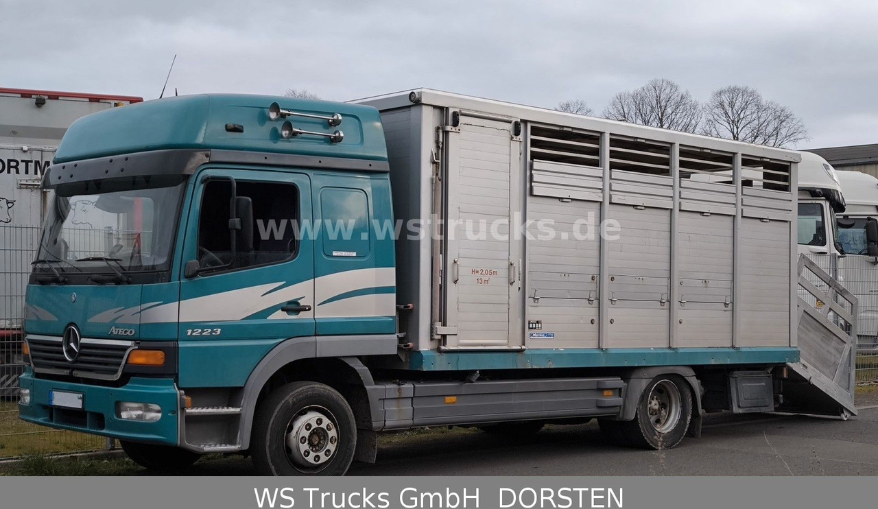 Mercedes-Benz Atego 1223 1 Stock Hohe Gitter !SEHR GEPFLEGT! - Camião de transporte de cavalos: foto 4 Mercedes-Benz Atego 1223 1 Stock Hohe Gitter !SEHR GEPFLEGT! - Camião de transporte de cavalos: foto 4