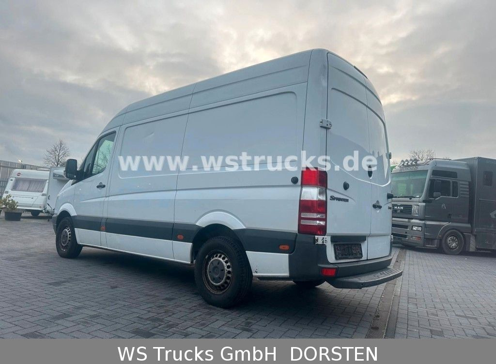 Mercedes-Benz Sprinter II Kasten 216 CDI Hoch/Lang - Automóvel: foto 2 Mercedes-Benz Sprinter II Kasten 216 CDI Hoch/Lang - Automóvel: foto 2