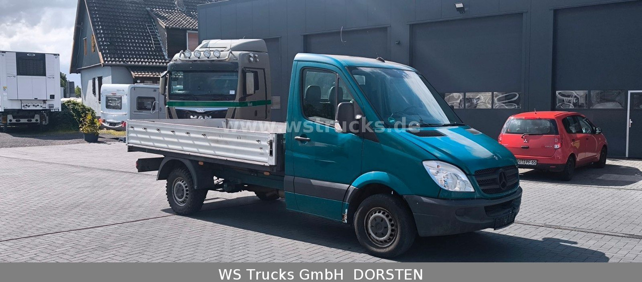 Mercedes-Benz Sprinter II Pritsche215 CDI - Carrinha de caixa aberta: foto 2 Mercedes-Benz Sprinter II Pritsche215 CDI - Carrinha de caixa aberta: foto 2