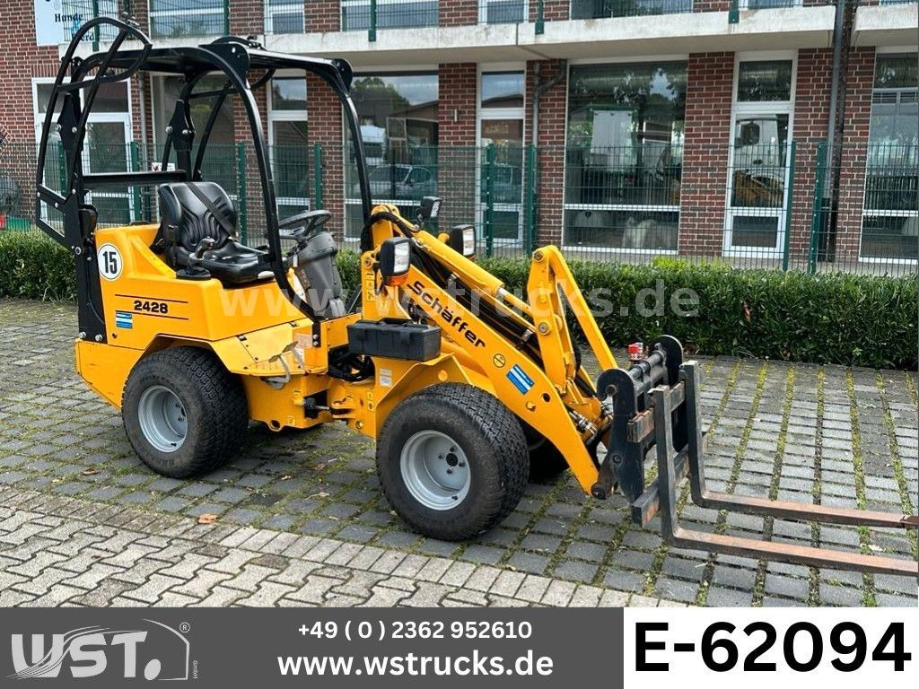 Schäffer 2428 SLT Fahrerschutzkabine , Gabel , Schaufel - Pá carregadora de rodas: foto 1 Schäffer 2428 SLT Fahrerschutzkabine , Gabel , Schaufel - Pá carregadora de rodas: foto 1