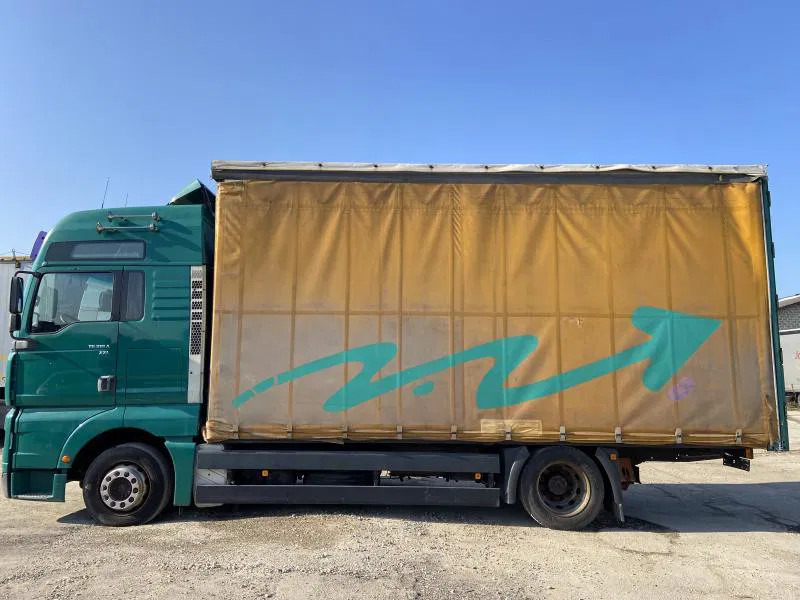 MAN TGA 18.310 BL XXL Jumbo Pritsche Schiebepl. - Camião furgão: foto 4 MAN TGA 18.310 BL XXL Jumbo Pritsche Schiebepl. - Camião furgão: foto 4