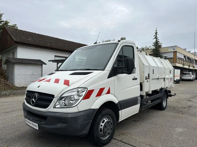 Mercedes-Benz 515 CDI Müllpresswagen Seitenlader Klima - Caminhão de lixo: foto 2 Mercedes-Benz 515 CDI Müllpresswagen Seitenlader Klima - Caminhão de lixo: foto 2