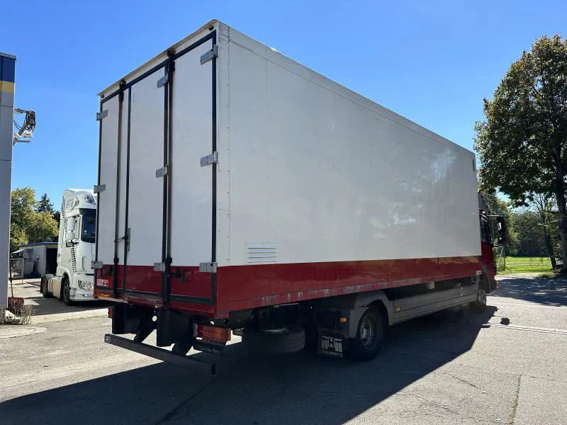 Mercedes-Benz 818 L Blumentransporter ISO-Koffer - Carrinha frigorífica: foto 5 Mercedes-Benz 818 L Blumentransporter ISO-Koffer - Carrinha frigorífica: foto 5