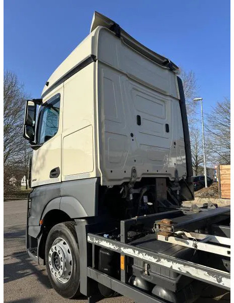 Mercedes-Benz Actros 2542 LL BDF Standard 6x2 LBW - Camião transportador de contêineres/ Caixa móvel: foto 5 Mercedes-Benz Actros 2542 LL BDF Standard 6x2 LBW - Camião transportador de contêineres/ Caixa móvel: foto 5