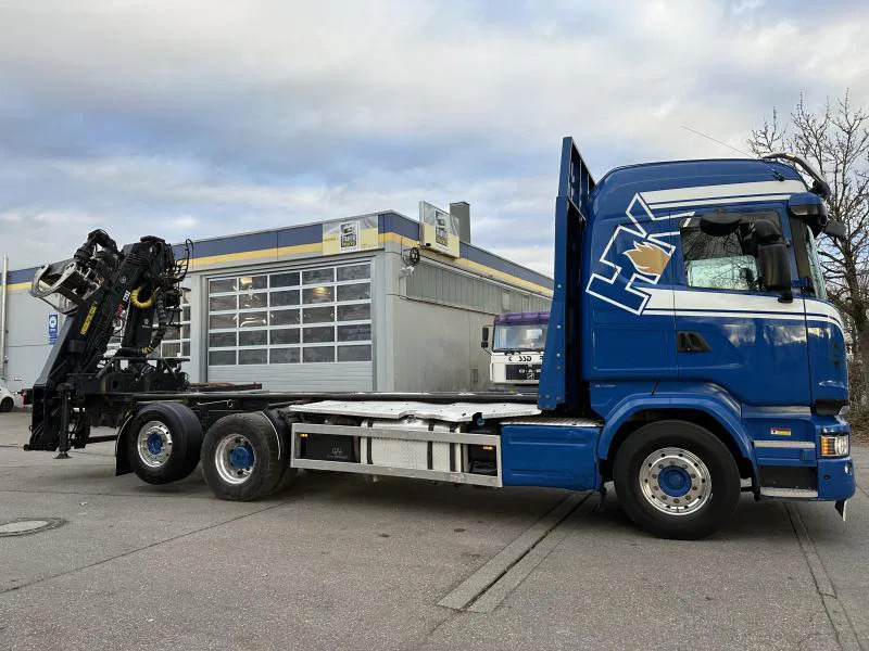Scania 6x2 Kurzholz LOGLIFT 125 ZT 93 - Camião de transporte de madeira: foto 1 Scania 6x2 Kurzholz LOGLIFT 125 ZT 93 - Camião de transporte de madeira: foto 1
