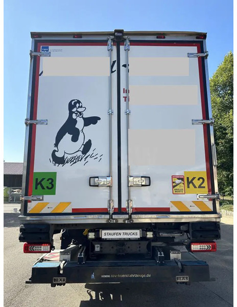 Volvo FH 16 550XL*8x2*Tief Kühlkoffer*ThermoKing*LBW - Camião frigorífico: foto 4 Volvo FH 16 550XL*8x2*Tief Kühlkoffer*ThermoKing*LBW - Camião frigorífico: foto 4