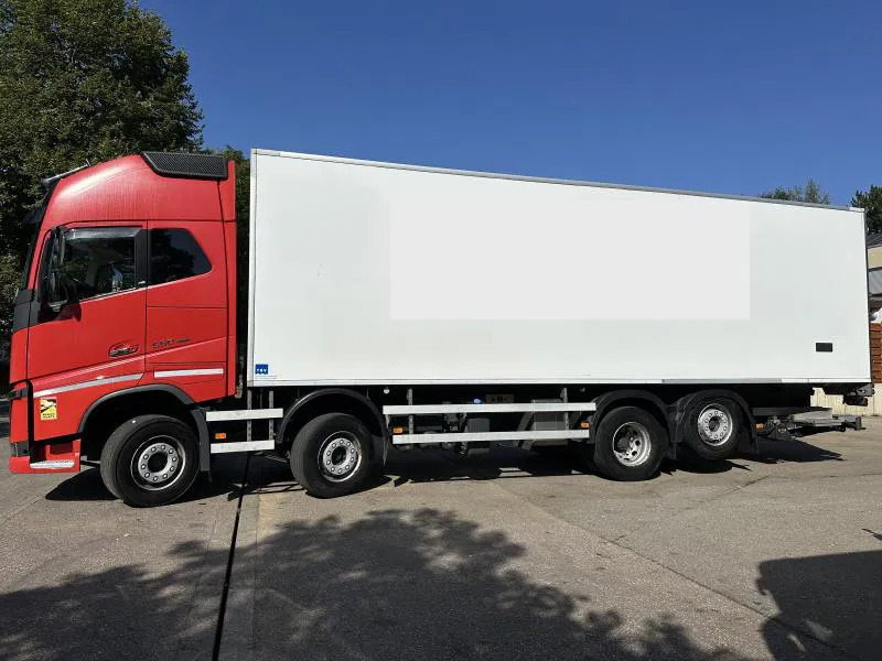 Camião frigorífico novo Volvo FH 16 550XL*8x2*Tief Kühlkoffer*ThermoKing*LBW: foto 7