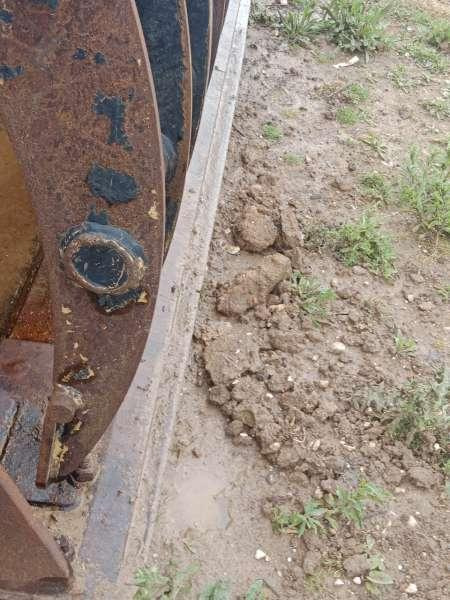 MAGSI 3800 Litres - Mâchoires - Balde carregador: foto 4 MAGSI 3800 Litres - Mâchoires - Balde carregador: foto 4