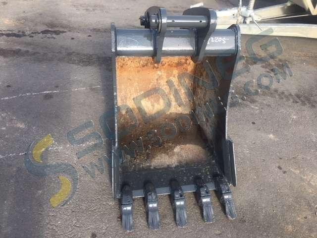 VOLVO BL 71 - 620mm - Balde escavadora: foto 3 VOLVO BL 71 - 620mm - Balde escavadora: foto 3