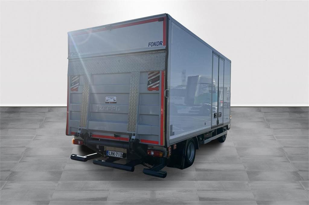 Fuso CANTER 7C18 Umpikori+ PL - Camião furgão: foto 5 Fuso CANTER 7C18 Umpikori+ PL - Camião furgão: foto 5