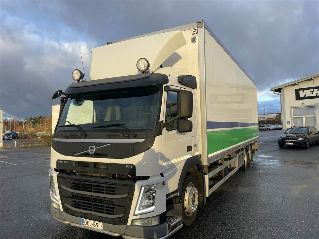 Volvo FM 330 - Camião isotérmico: foto 1 Volvo FM 330 - Camião isotérmico: foto 1