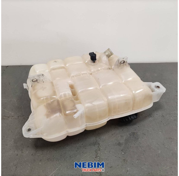 Volvo Volvo - 22821826 - Expansietank FH4 - Peça de reposição para Camião: foto 2 Volvo Volvo - 22821826 - Expansietank FH4 - Peça de reposição para Camião: foto 2