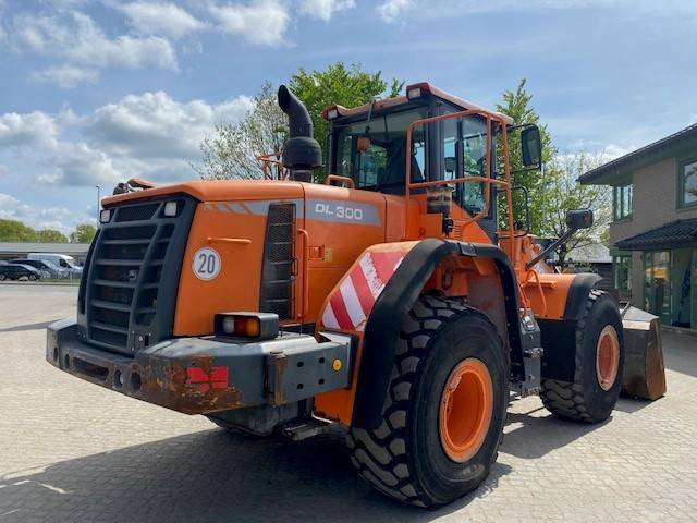 Doosan DL 300-3 (12005349) - Pá carregadora de rodas: foto 5 Doosan DL 300-3 (12005349) - Pá carregadora de rodas: foto 5