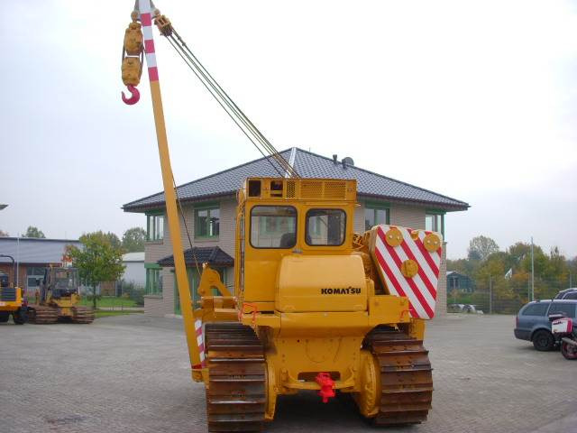 Komatsu D 155 C PIPELAYER 70 to MIETE / RENTAL(12000335) - Colocar tubos: foto 3 Komatsu D 155 C PIPELAYER 70 to MIETE / RENTAL(12000335) - Colocar tubos: foto 3