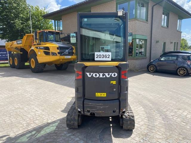 Volvo EC 20 E MIETE / RENTAL (12001275) - Mini escavadeira: foto 4 Volvo EC 20 E MIETE / RENTAL (12001275) - Mini escavadeira: foto 4