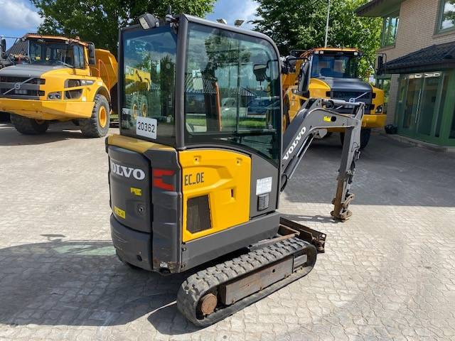 Volvo EC 20 E MIETE / RENTAL (12001275) - Mini escavadeira: foto 5 Volvo EC 20 E MIETE / RENTAL (12001275) - Mini escavadeira: foto 5