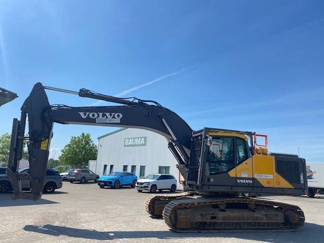 Volvo EC 300 E NL new engine MIETE / RENTAL (12002174) - Escavadora de rastos: foto 1 Volvo EC 300 E NL new engine MIETE / RENTAL (12002174) - Escavadora de rastos: foto 1