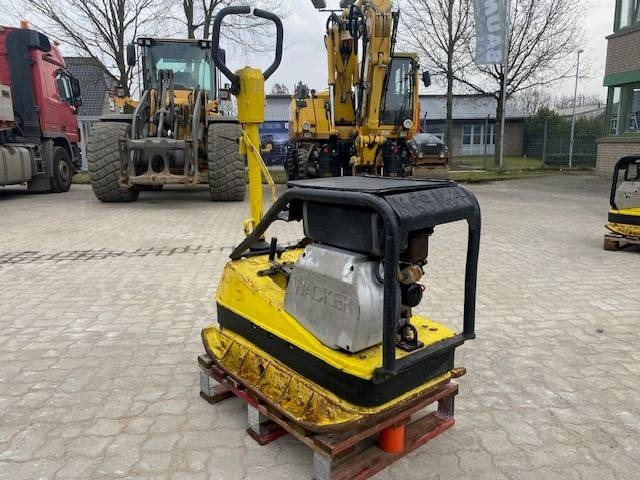 Wacker DPU 3345 F (12005327) - Placas vibratórias: foto 3 Wacker DPU 3345 F (12005327) - Placas vibratórias: foto 3