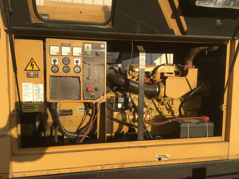 Caterpillar OLYMPIAN GEP110 GENERATOR 110KVA USED - Gerador elétrico: foto 1 Caterpillar OLYMPIAN GEP110 GENERATOR 110KVA USED - Gerador elétrico: foto 1