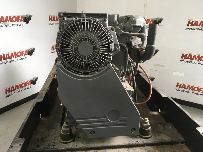 Deutz BF4L2011 GENERATOR 40KVA NEW - Gerador elétrico: foto 4 Deutz BF4L2011 GENERATOR 40KVA NEW - Gerador elétrico: foto 4