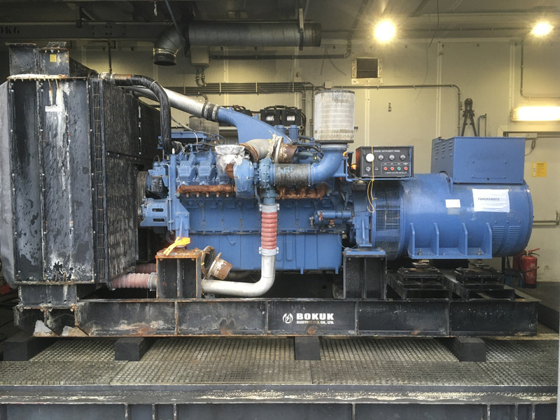 MTU 16V2000 GENERATOR 1250KVA USED - Gerador elétrico: foto 1 MTU 16V2000 GENERATOR 1250KVA USED - Gerador elétrico: foto 1