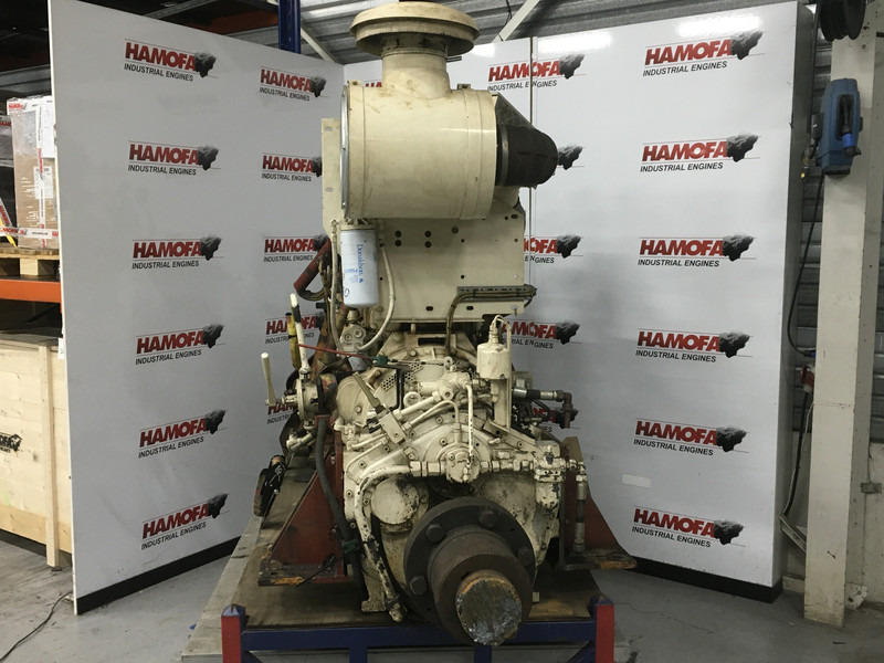 Cummins KT19M WITH GEAR USED - Máquina de construção: foto 4 Cummins KT19M WITH GEAR USED - Máquina de construção: foto 4