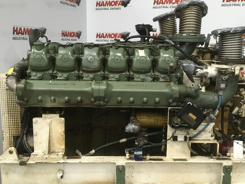 Mercedes-Benz OM 424.900 USED - Máquina de construção: foto 4 Mercedes-Benz OM 424.900 USED - Máquina de construção: foto 4