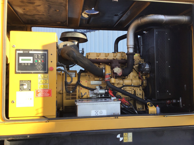 Olympian GEP 200-4 GENERATOR 200 KVA USED - Gerador elétrico: foto 5 Olympian GEP 200-4 GENERATOR 200 KVA USED - Gerador elétrico: foto 5