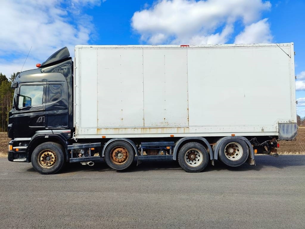 Scania R 500 8x2 4700 - Camião furgão: foto 5 Scania R 500 8x2 4700 - Camião furgão: foto 5