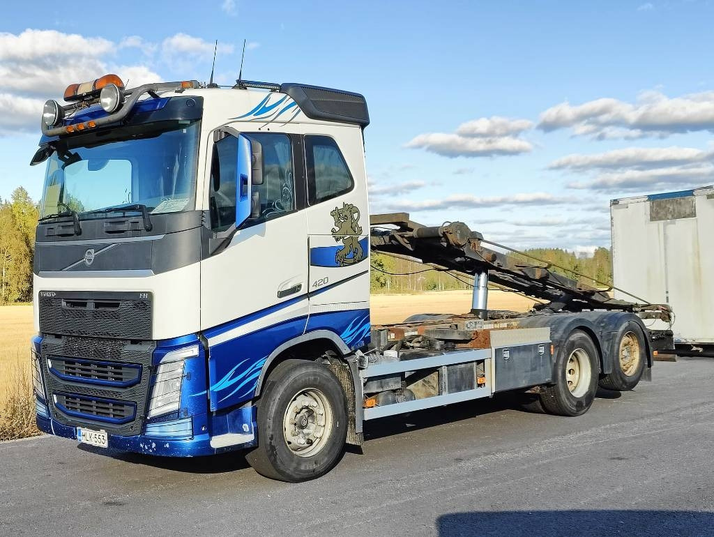 Volvo FH 13 420 - Camião multibenne: foto 1 Volvo FH 13 420 - Camião multibenne: foto 1