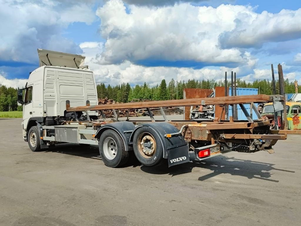 Volvo FM 13 - Camião transportador de contêineres/ Caixa móvel: foto 3 Volvo FM 13 - Camião transportador de contêineres/ Caixa móvel: foto 3