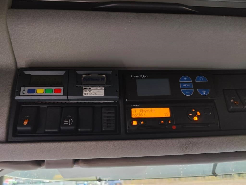 Camião furgão Volvo FM 13: foto 17