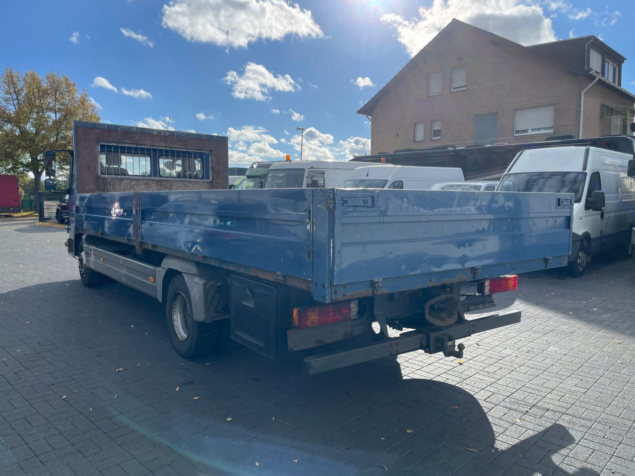 Mercedes-Benz Atego 818 Pritsche Euro 5 - Carrinha de caixa aberta: foto 2 Mercedes-Benz Atego 818 Pritsche Euro 5 - Carrinha de caixa aberta: foto 2