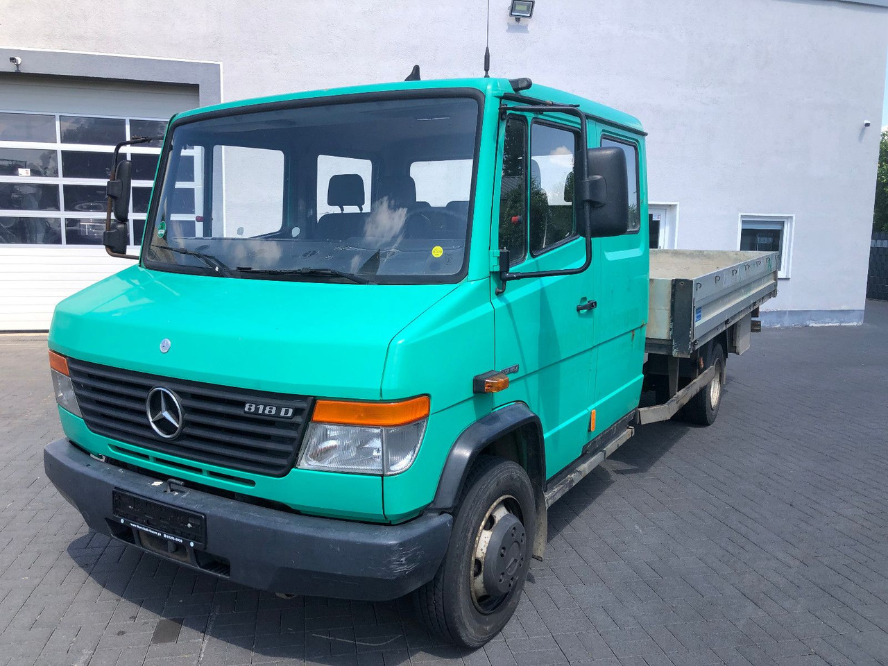 Carrinha de caixa aberta, Carrinha cabine dupla Mercedes-Benz Vario 818 D, DoKa: foto 1