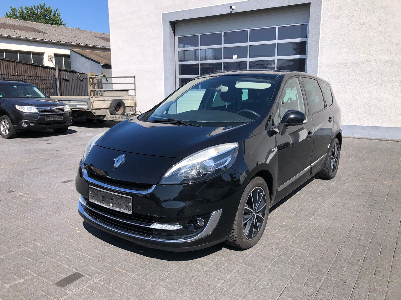 Renault Scenic Grand 2.0 dCi 150 BOSE Edition,Automatik - Furgão de passageiros: foto 3 Renault Scenic Grand 2.0 dCi 150 BOSE Edition,Automatik - Furgão de passageiros: foto 3