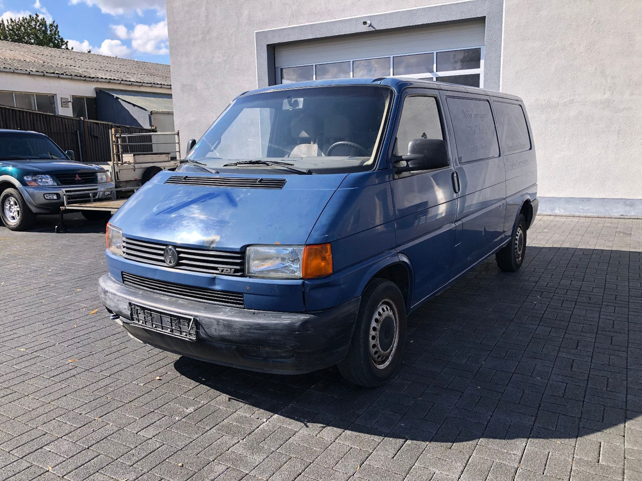 Volkswagen T4 2.5 TDI Lang - Furgão compacto: foto 1 Volkswagen T4 2.5 TDI Lang - Furgão compacto: foto 1