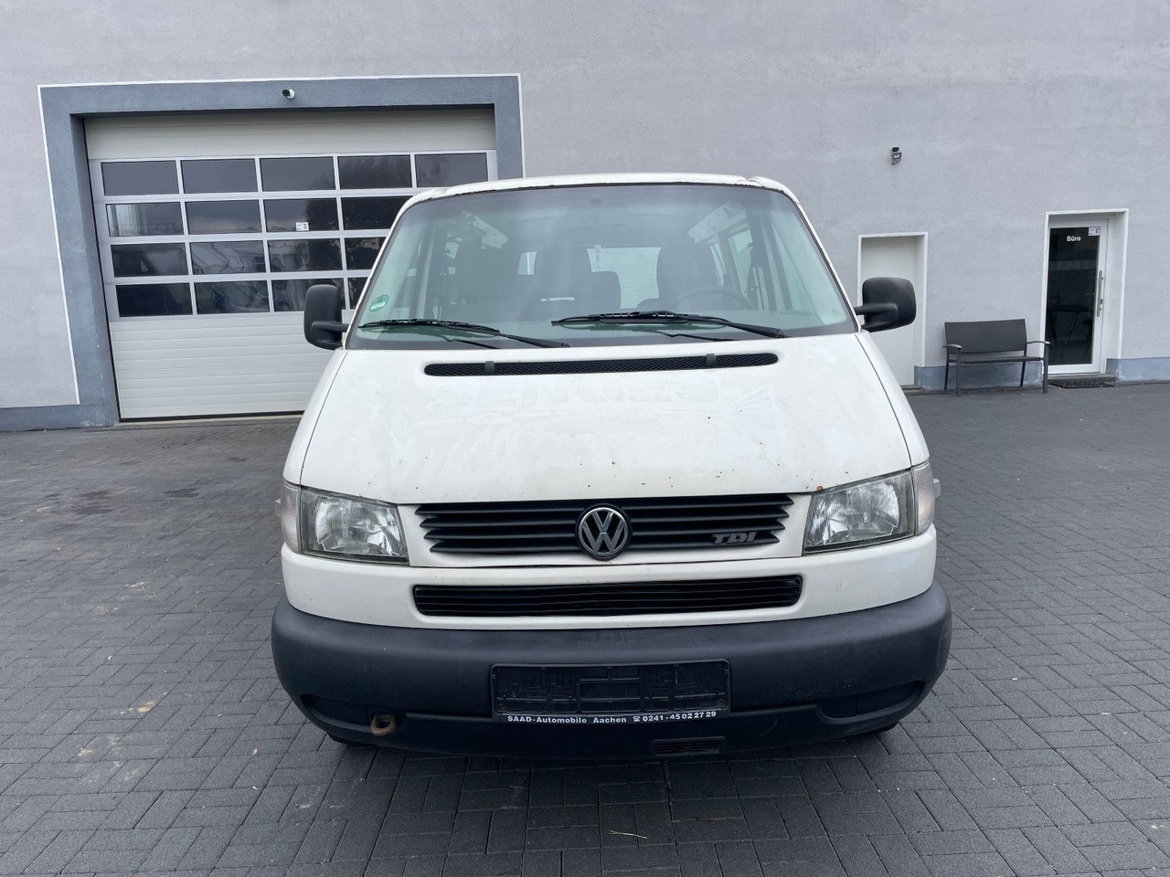 Volkswagen T4 Caravelle 2,5 TDI 75kW syncro lang, 9-Sitzer - Furgão de passageiros: foto 5 Volkswagen T4 Caravelle 2,5 TDI 75kW syncro lang, 9-Sitzer - Furgão de passageiros: foto 5